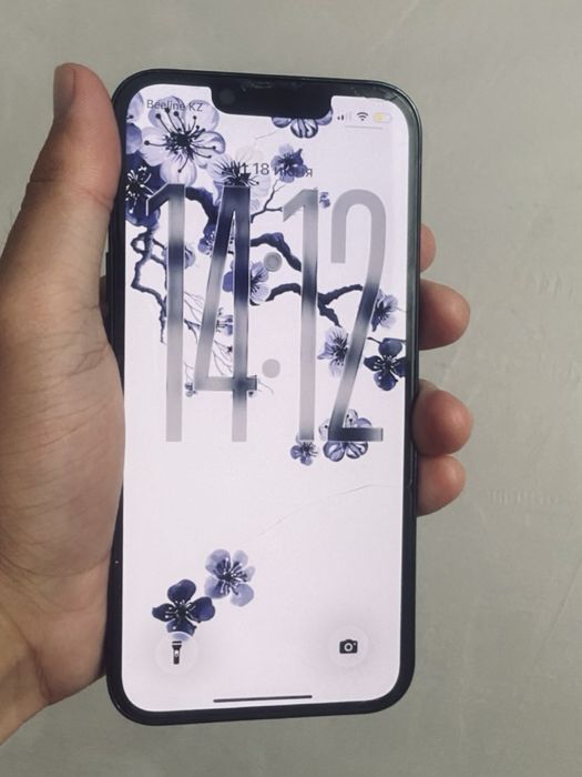 iPhone 13