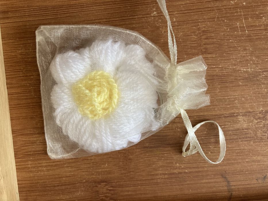 Ръчно изработени гривнички и ключодържател