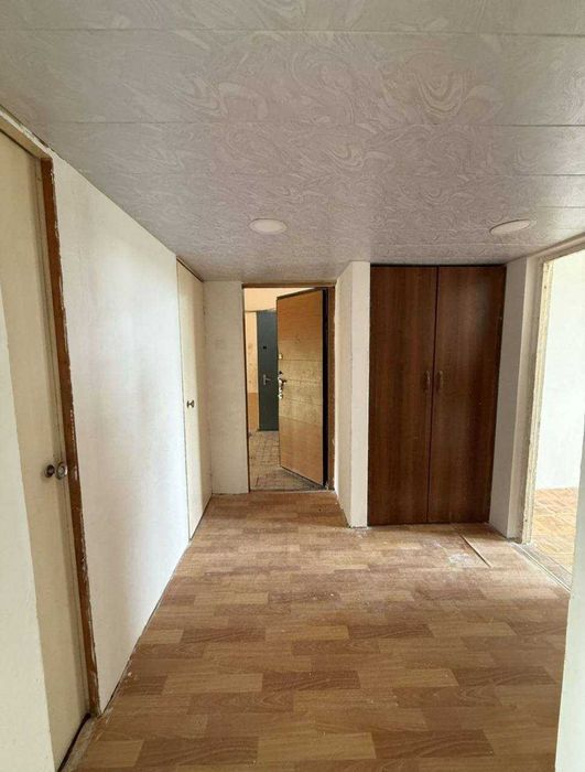 СРОЧНО !! Продается квартира в Яшнабаде 3/4/4 ( 68 кв/м ) Авиасозлар 2