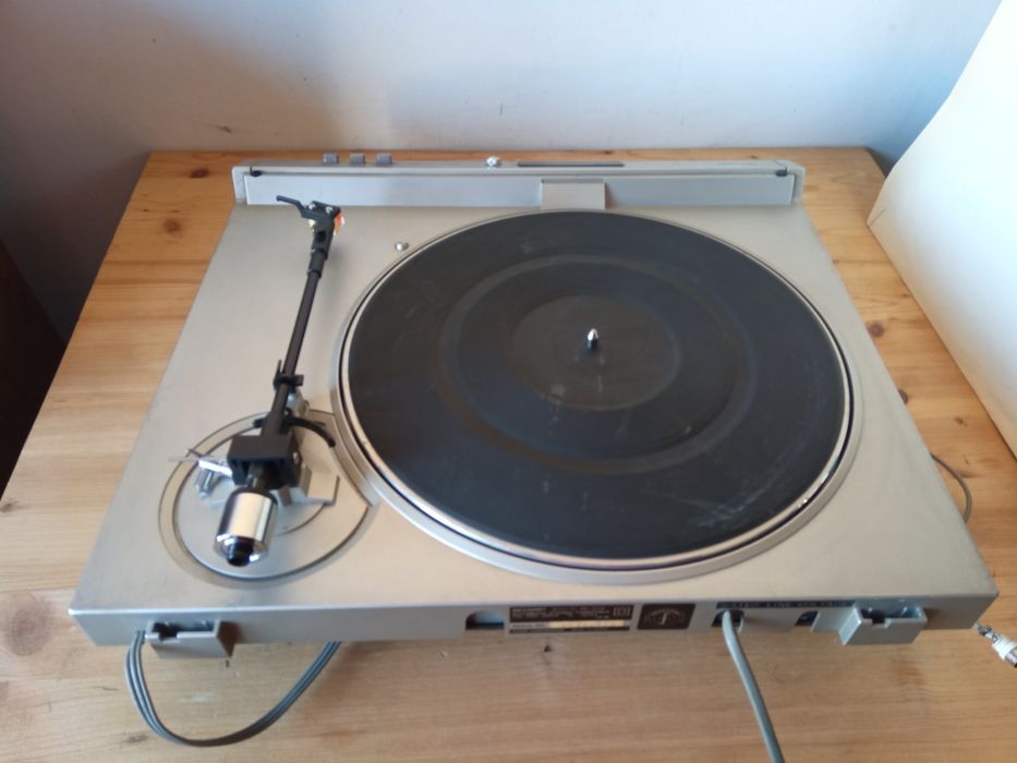 Pick up Sharp RP-30H-direct drive-defect-