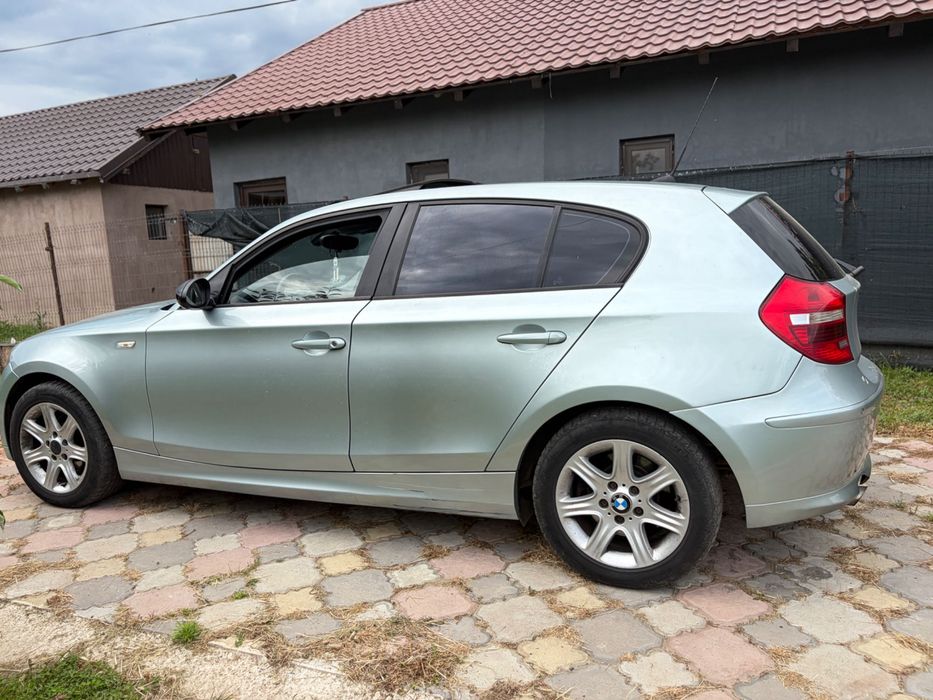 BMW  -   Seria 1