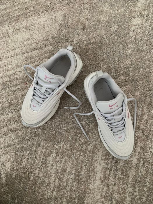 Nike Air Max Bliss - Mărimea 37.5