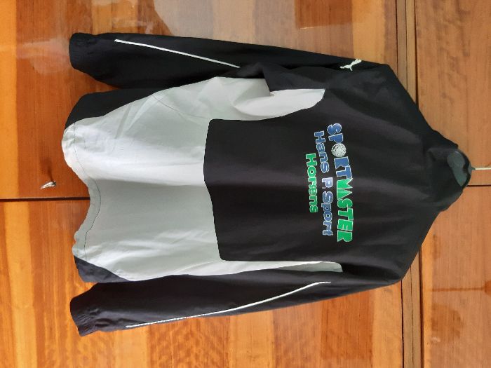 vand jacheta/geaca originala puma