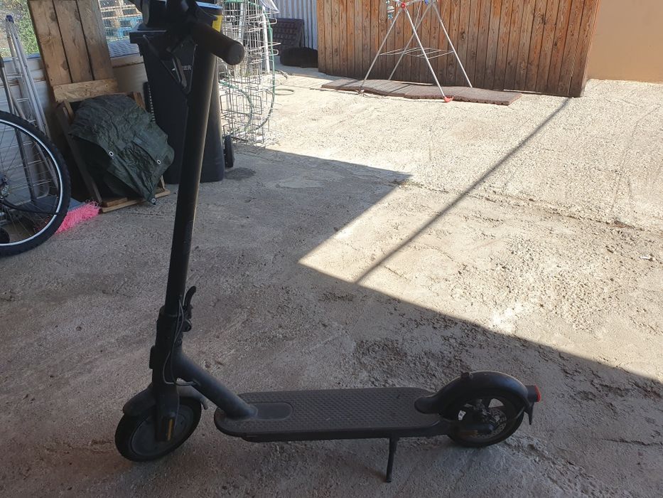 Trotinete X1 folosită trei săptămâni