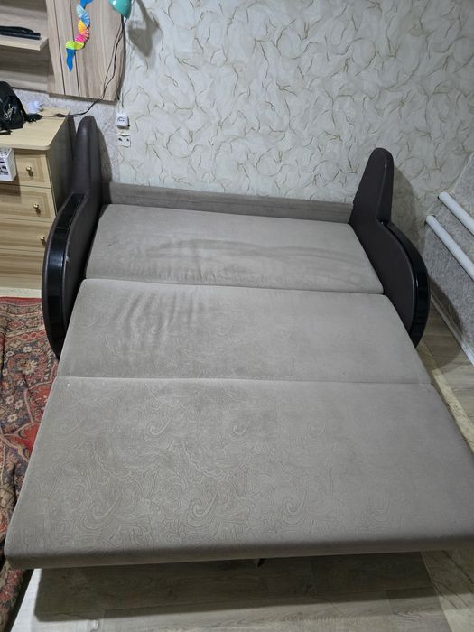 Продам диван раскладной
