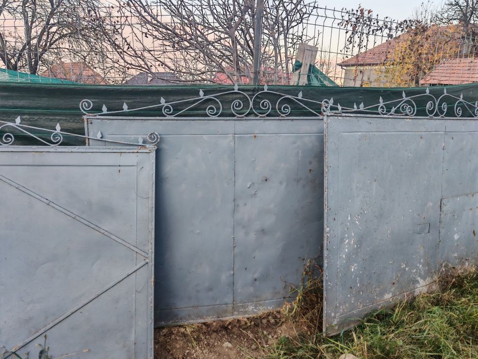 Vand panouri pentru gard