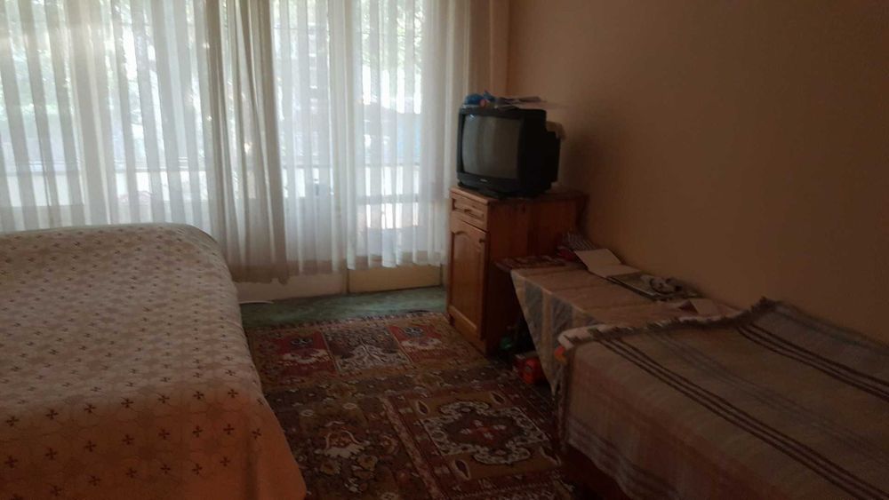 Дава се под наем Тристаен апартамент в Свищов - 85 кв.м за 153 € - Снимка #6