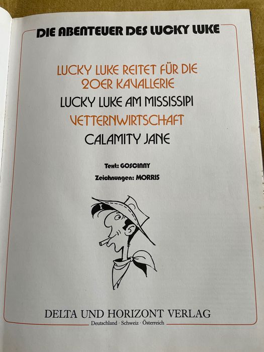 Стар комикс с кожени корици