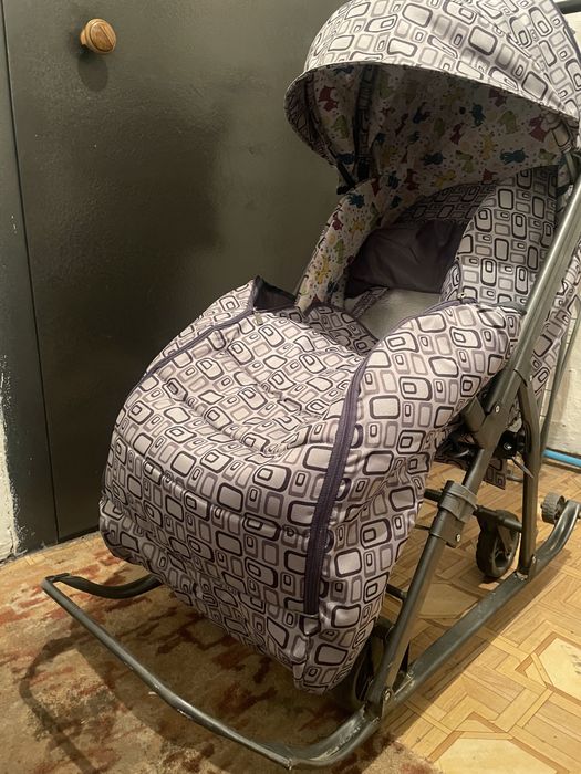 Продам санки коляски