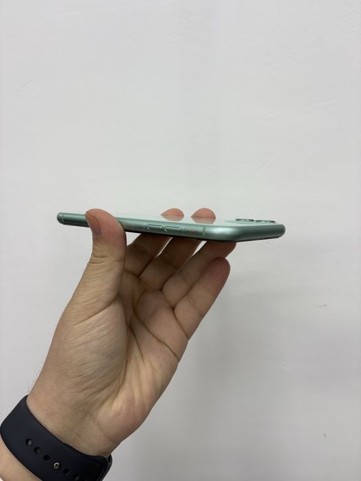 iPhone 11 64gb/100% Состояние идеальный