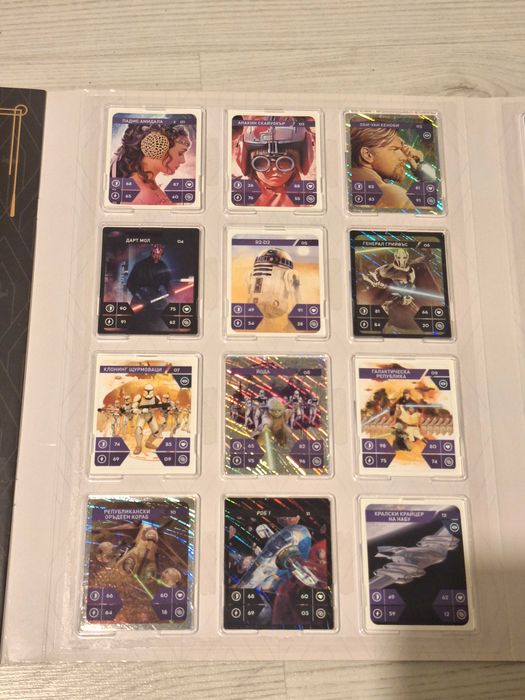 Чисто нов албум на Star wars с блестящи карти (редки)