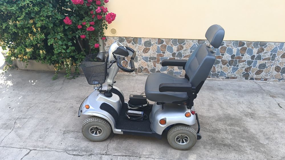 Scuter pentru persoane cu dizabilități