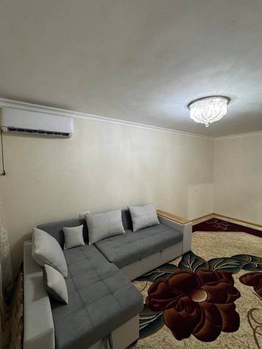 Срочно 2х Октяабирь сдается базар евра римонтам