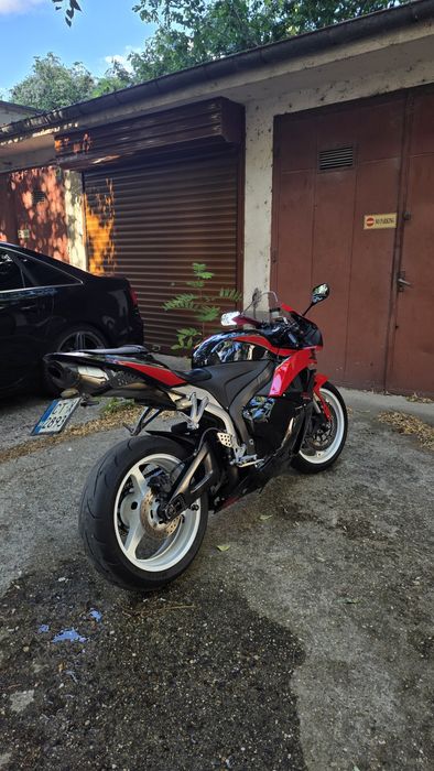 Honda CBR600, пистов