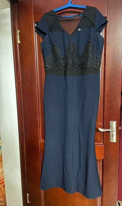 Вечерние платья для женщин