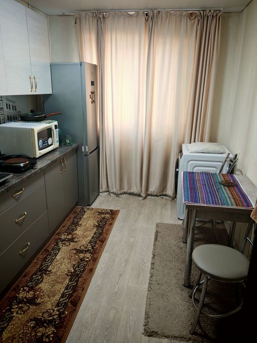 Продам 1 ком кв., гост. типа, маг Жанар