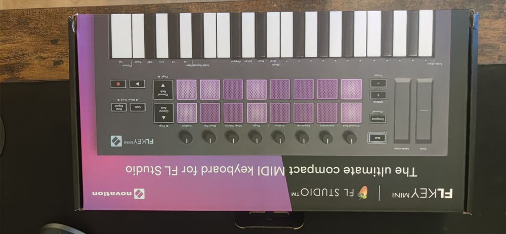 Controller midi Novation FLKEY mini