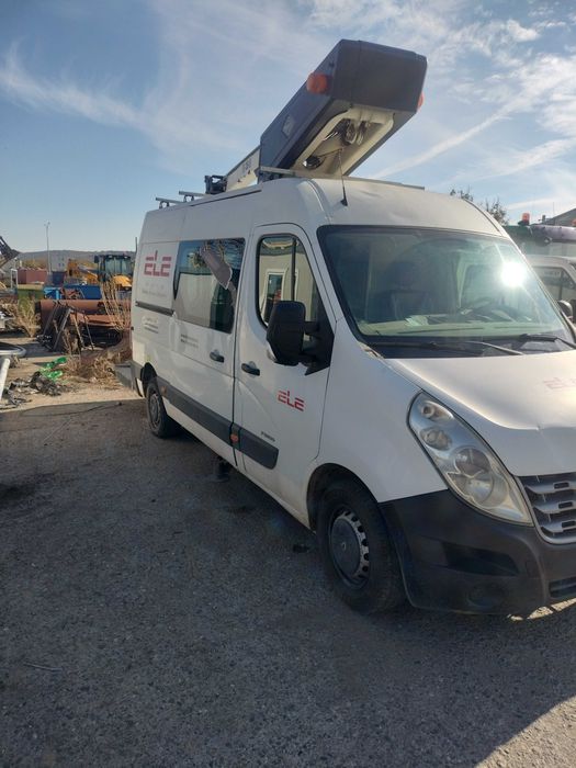 Vând Renault Master