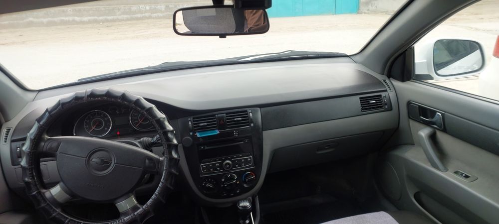 Gentra sotiladi (srochna!)
Holati zo‘r, hech qanday muammo yo‘q
Yaxshi