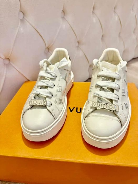 Sneakersi Louis Vuitton TimeOut
