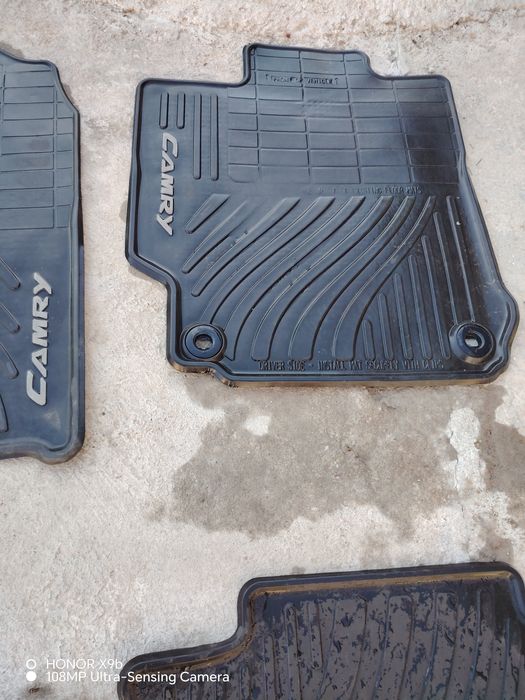 Тайота  полик сатылады