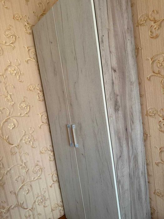 Продам шкаф для кабинета, салона