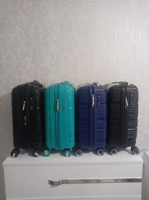 Гелевые чемоданчики ручная кладь