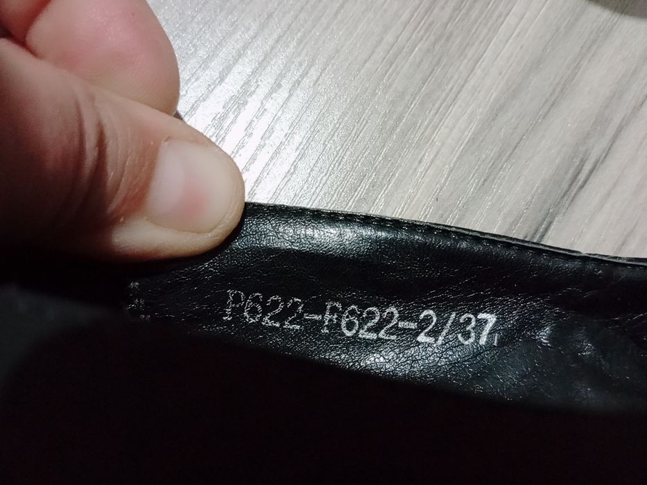 Женские замшевые туфли.  На высокой платыорме