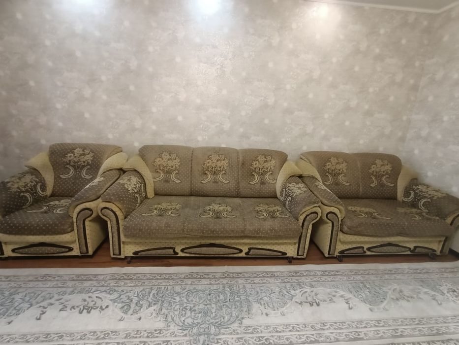 Продам мягкий уголок