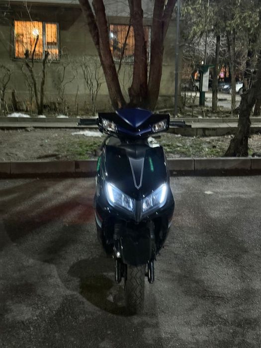 Продам мопед м8 новый