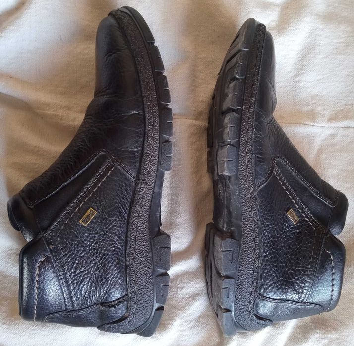 Зимни обувки Rieker. номер 45