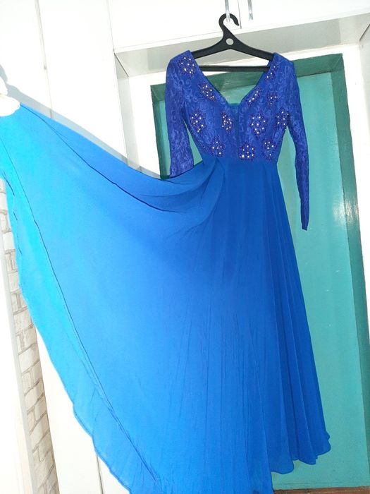 Продам платье в хорошем состоянии