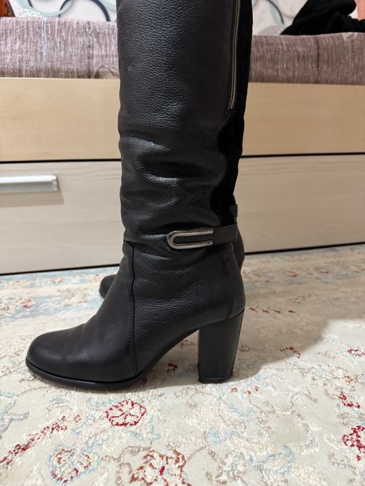 Продаётся кожанные сапоги зимний