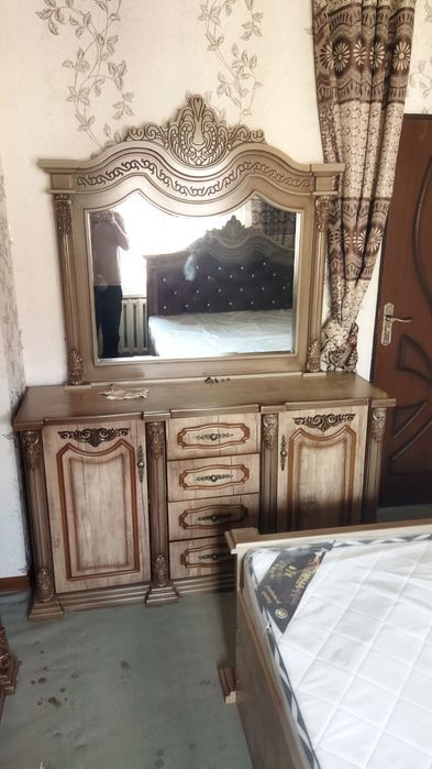 Spalni mebel xolati Alo