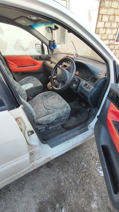 Продам Mitsubishi Chariot