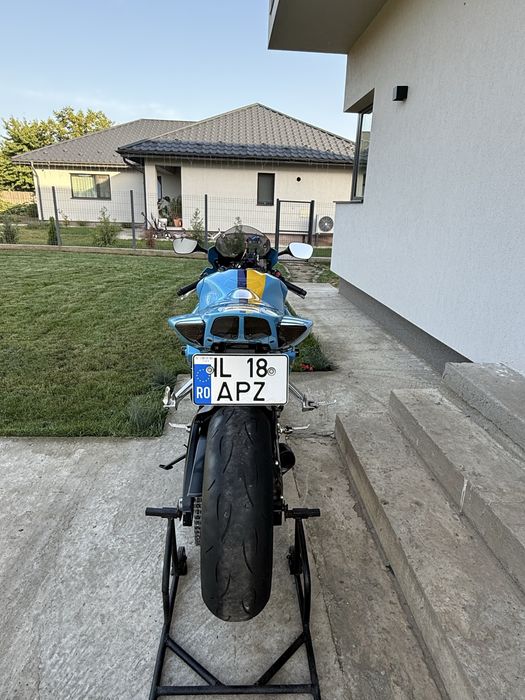 Suzuki Gsxr 600 k7