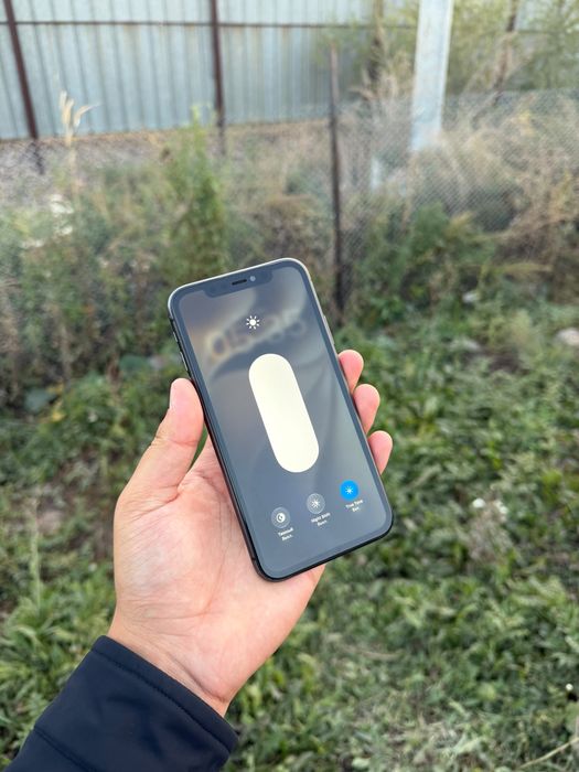 iPhone 11 64gb 100%