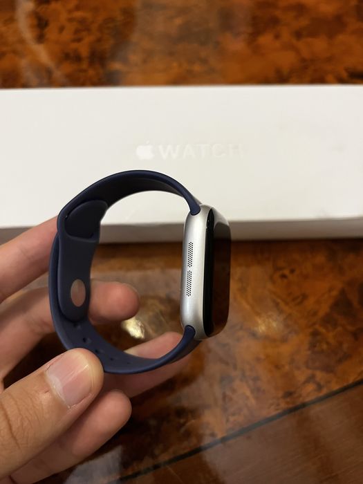 iWatch 10/42 99% starlight
