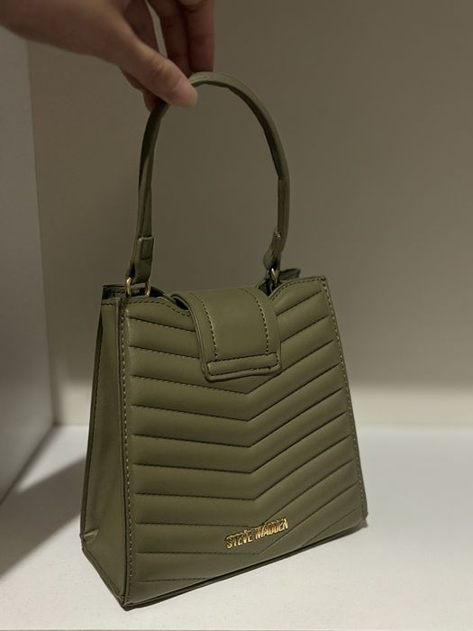 Steve Madden мини чанта в маслено зелено