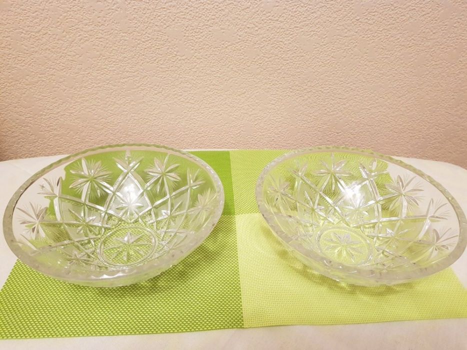 Продам хрустальные вазочки