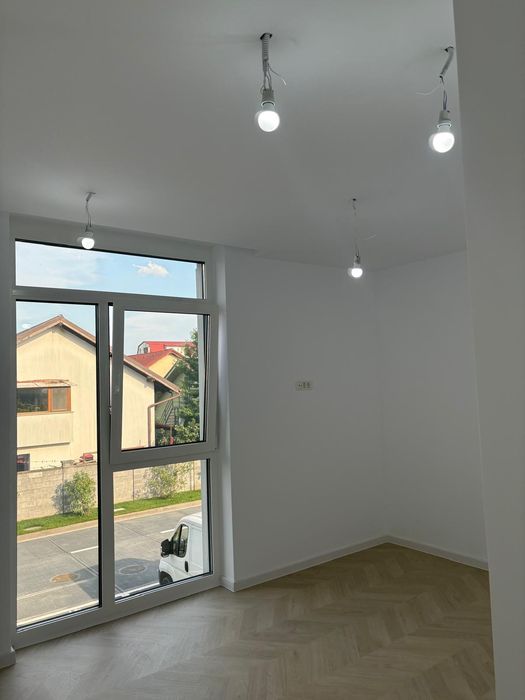 Apartament de închiriat pretabil firma