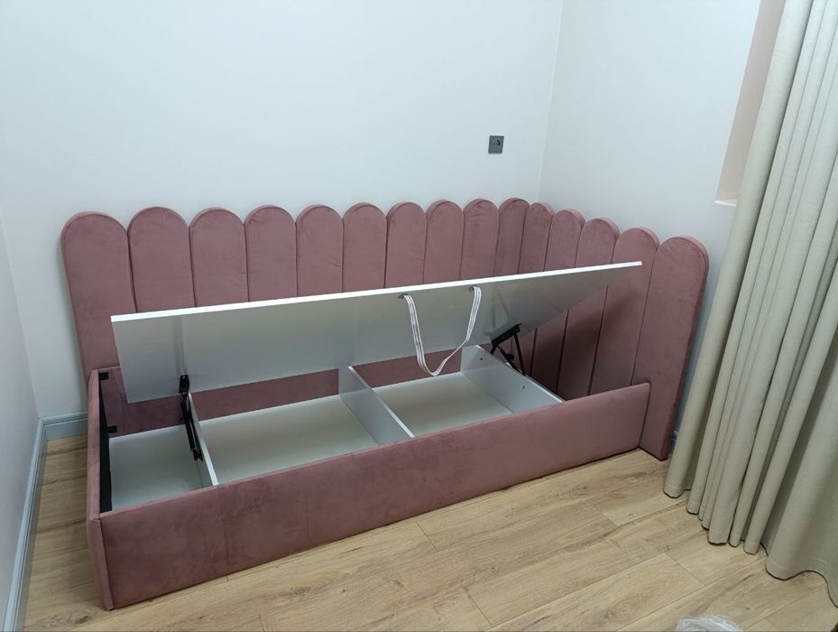 Bir kiwilik krvatlar 90 200 razmeri