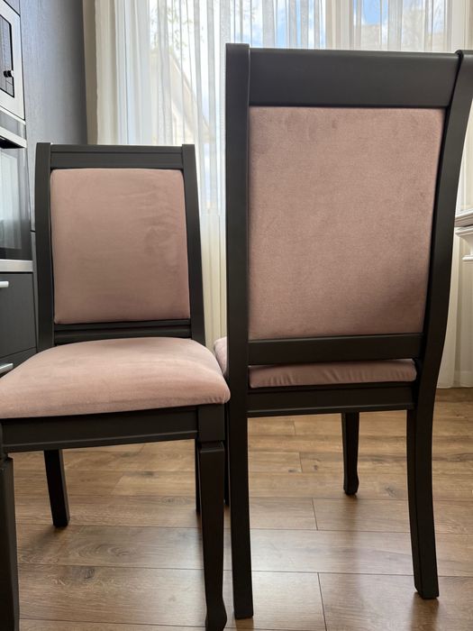 Трапезни столове 6 бр.