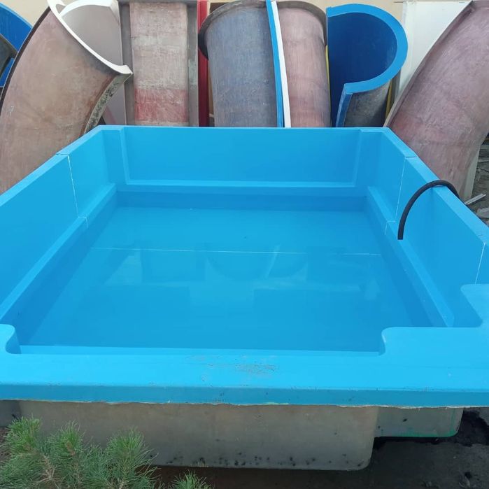 Бассейн для рыбы и ёмкость резувар вода