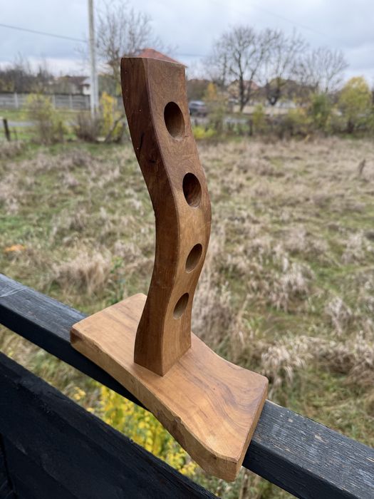 Suport din lemn de maslin pentru sticle de vin