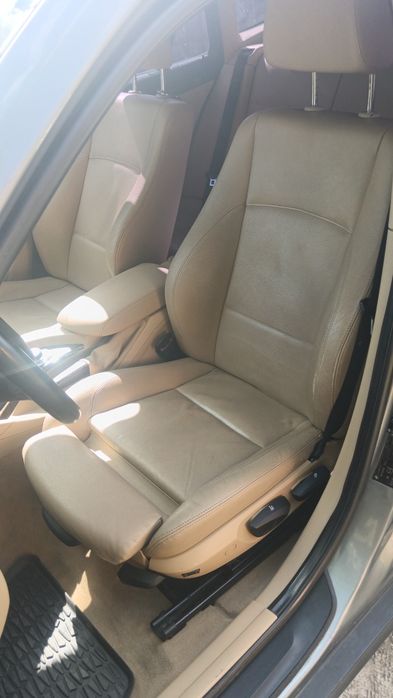 Vând BMW X1 automata X drive