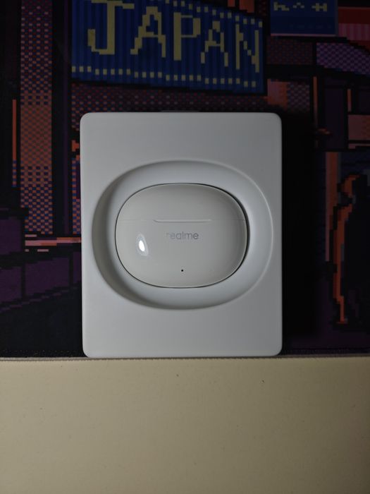 Realme buds t100 в отличном состоянии