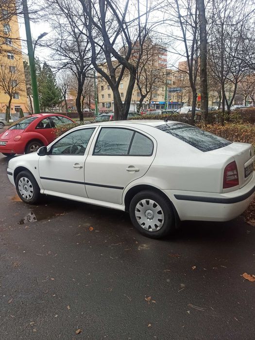 Skoda Octavia berlina
