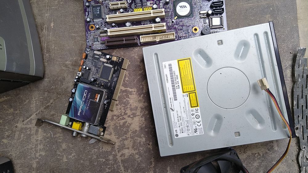 Componente calculatoare unitati pc