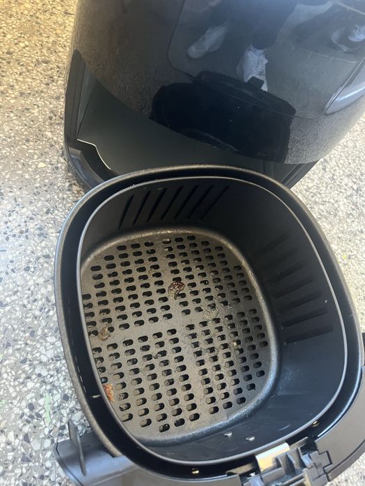 Airfryer фритюрник с горещ въздух